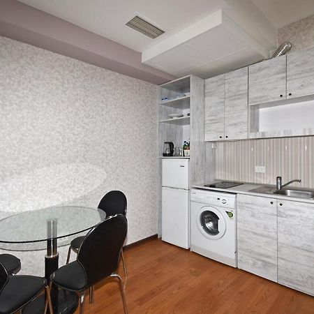 יירבאן Armenak Apartment No 8, Abovyan Street מראה חיצוני תמונה