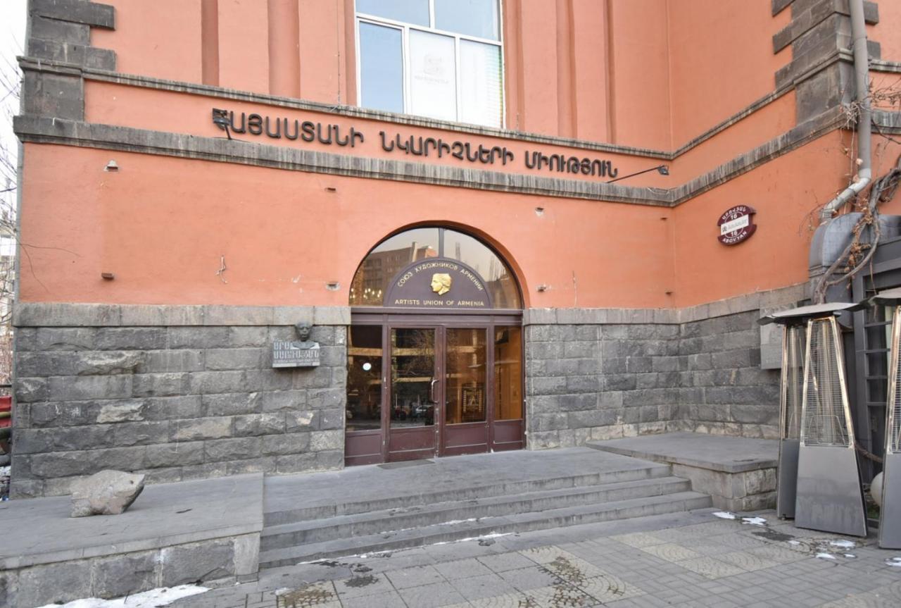 יירבאן Armenak Apartment No 8, Abovyan Street מראה חיצוני תמונה